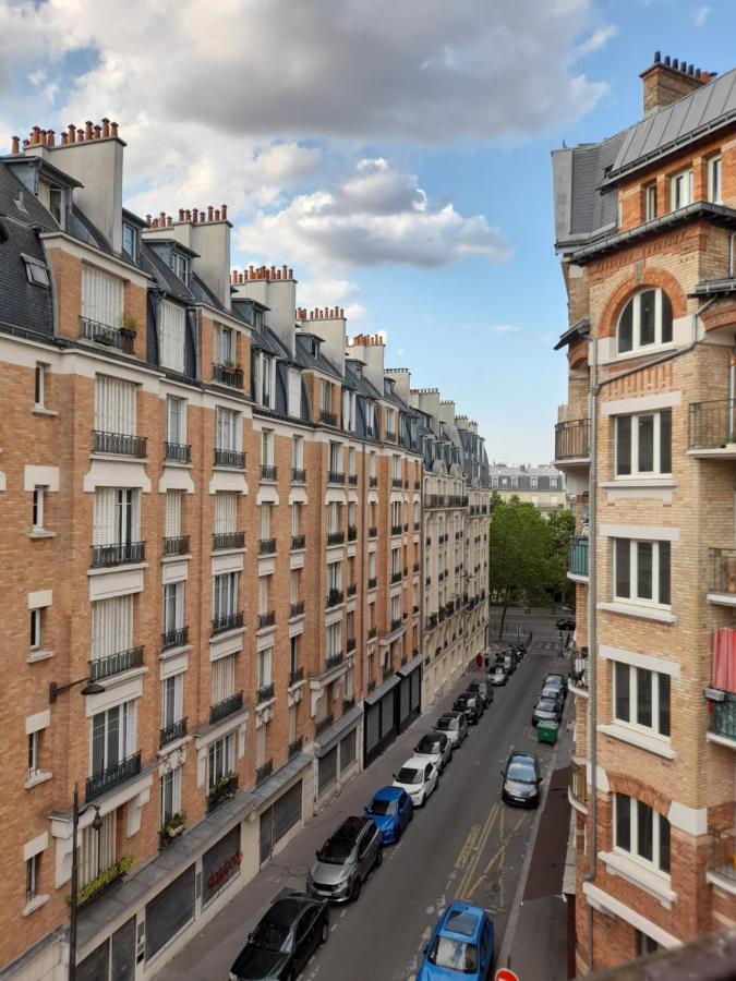 Un Appartement Typique Parisien / A Typical Parisian Apartment Exterior foto